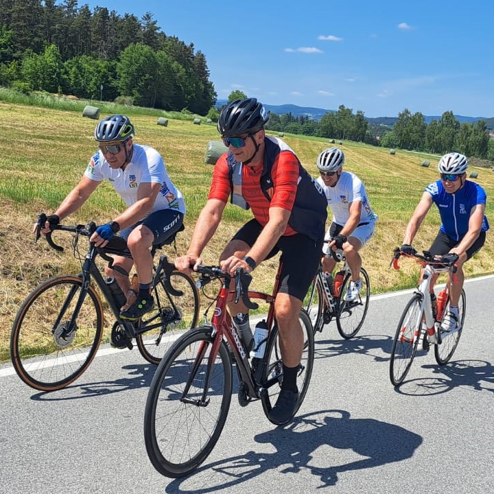 Bike Challenge 2023 přes 5 zemí s dětmi v zádech • Sport2Life